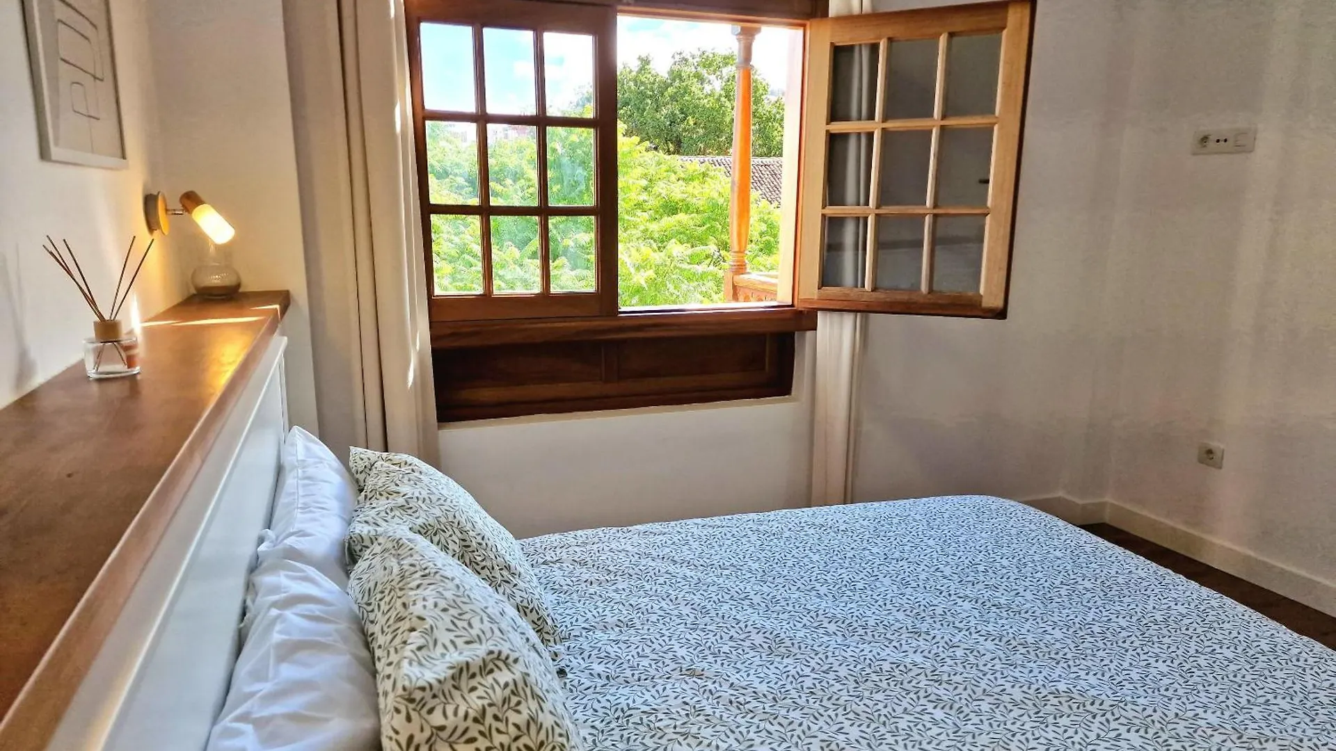 Icod Centre Jacaranda Cozy Apartment By Hrtenerife Net Icod De Los Vinos 0*,