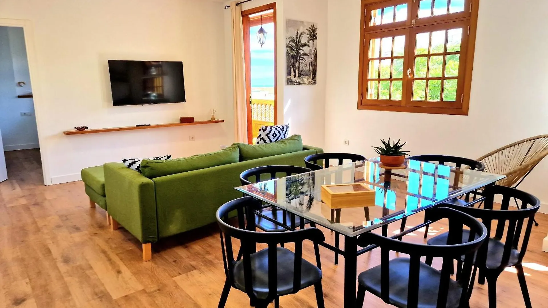 Icod Centre Jacaranda Cozy Apartment By Hrtenerife Net Icod De Los Vinos 0*,  Spain