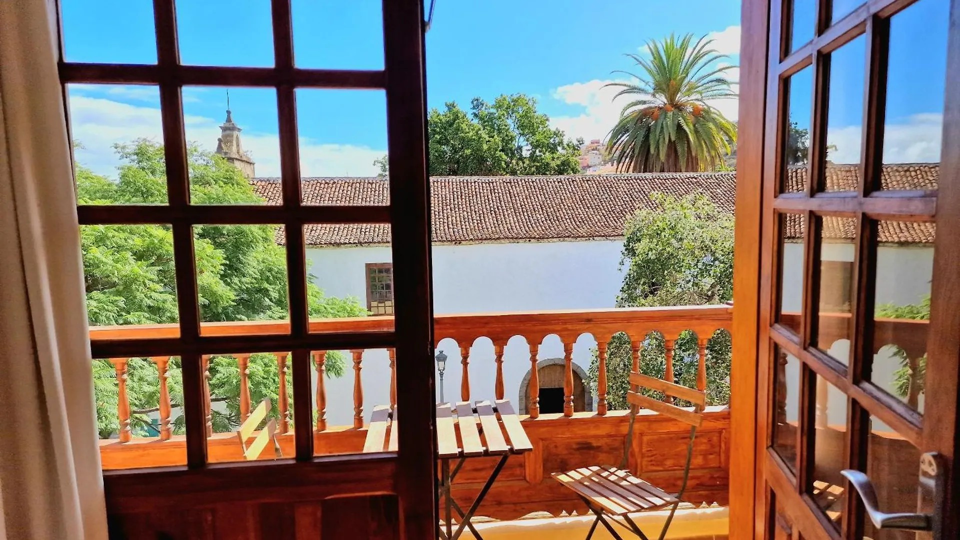 Icod Centre Jacaranda Cozy Apartment By Hrtenerife Net Icod De Los Vinos