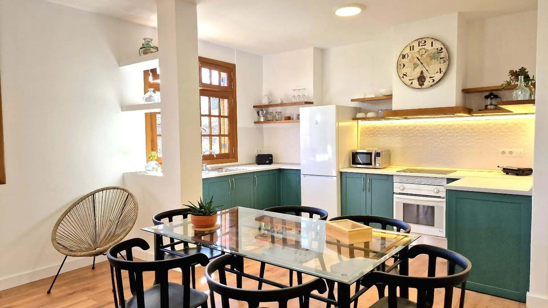 Icod Centre Jacaranda Cozy Apartment By Hrtenerife Net Icod De Los Vinos